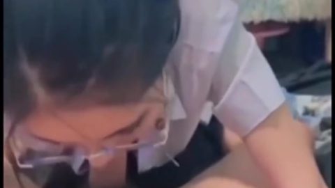 คลิปหลุดนักศึกษาไทย ทรงซ้อขอ2น้ำ ผัวเงี่ยนจัด ขอมาก็จัดให้ เย็ดไม่ยั้ง น้ำควยแตกคาหี