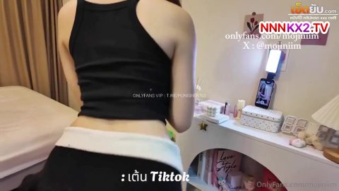 คลิปหลุด น้องMojiniim โดนตะแคงเย็ดยัดลึกแบบสุดใจ ครางเสียวได้อารมณ์สุดๆ