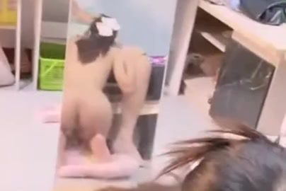 หลุดสาวแว่นนักศึกษา หุ่นบางกรอบ โม๊กควยโคตรเก่ง ทั้งดูดทั้งขย่มควยอย่างเด็ด
